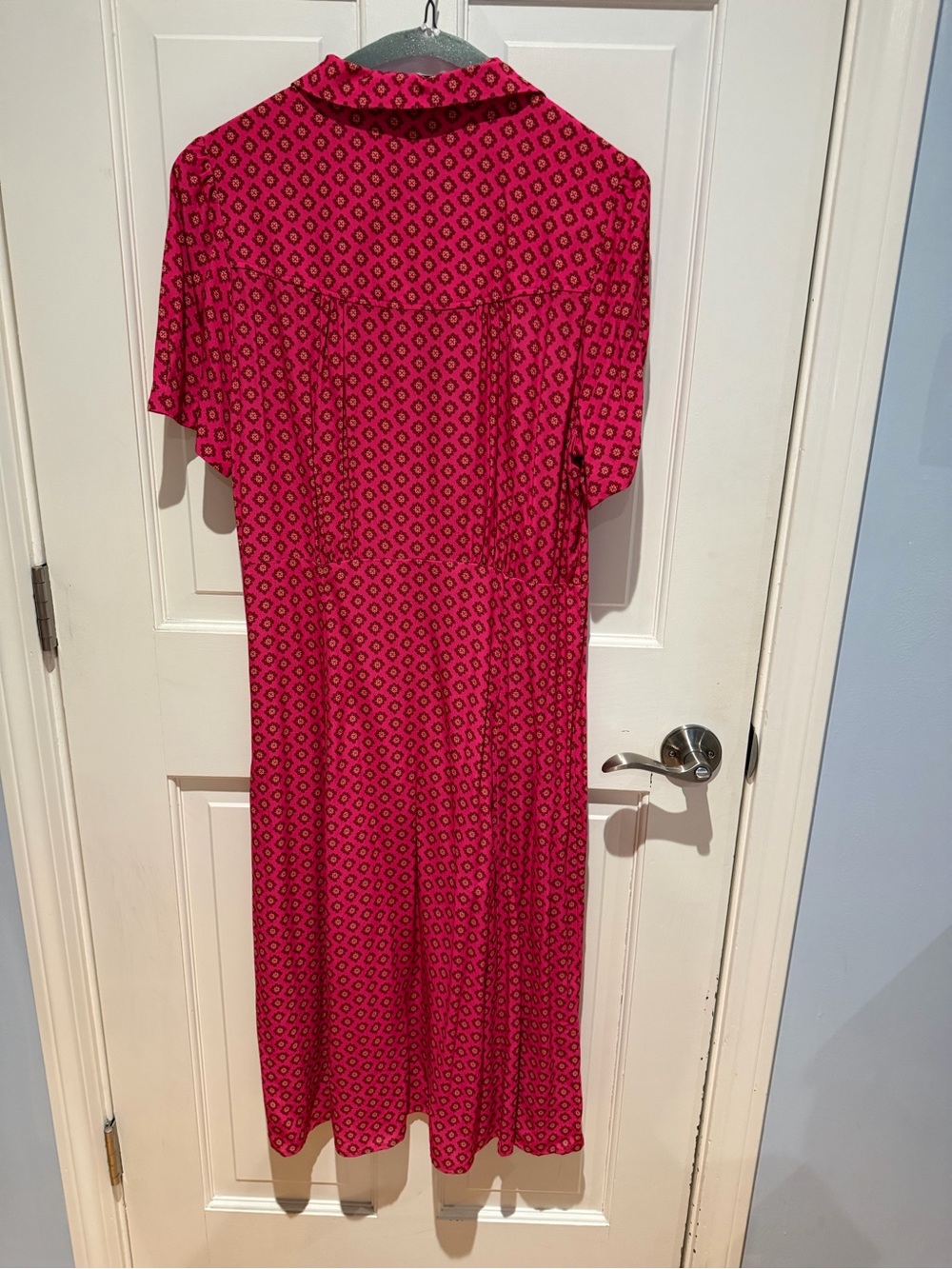 Pink Short-Sleeve Midi Shirt Dress with Geometric Print - Picture 4 of 4